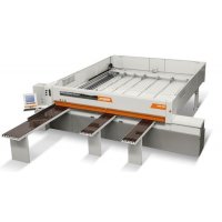 Automatic panel saws with clamps and NC